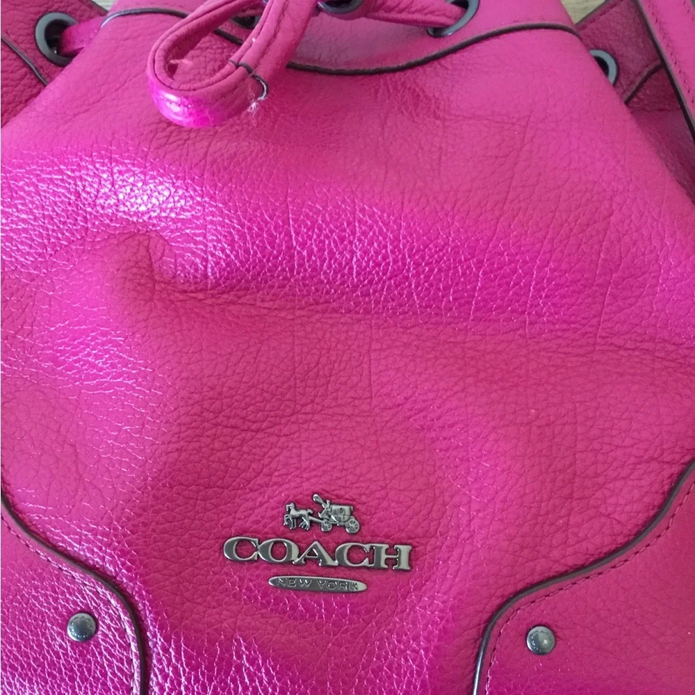 Coach Hot Pink Pebbled Leather Drawstring Shoulder Bucket Bag w/Matching Wallet - Picture 11 of 15